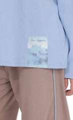 Lucy Graphic Crewneck Shirt in Light Blue