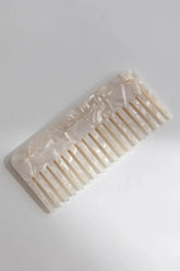 Hadley Marbled Comb White